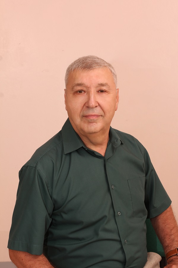 Фазлиев Сергей Геннадьевич.