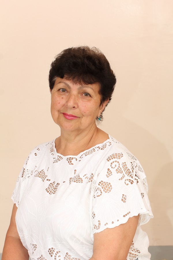 Хмелева Ирина Геральдовна.